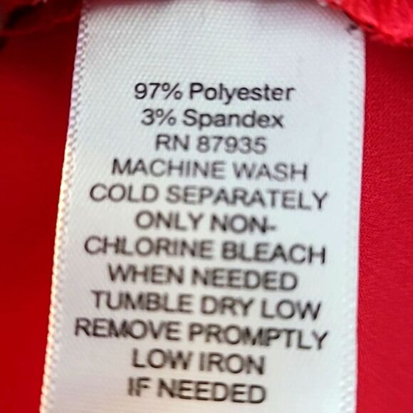 Susan Graver Red Blouse w/ White Chain Print, Longsleeve, Ties at Waist, Size 2 - Picture 9 of 9